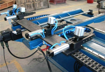 沖床送料生產線